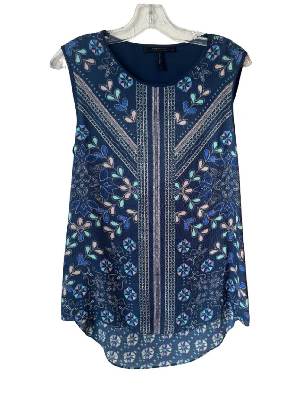 BCBGMaxAzria Sleeveless Printed Blouse Top – Size Medium‎ Summer Cottagecore - Picture 2 of 7